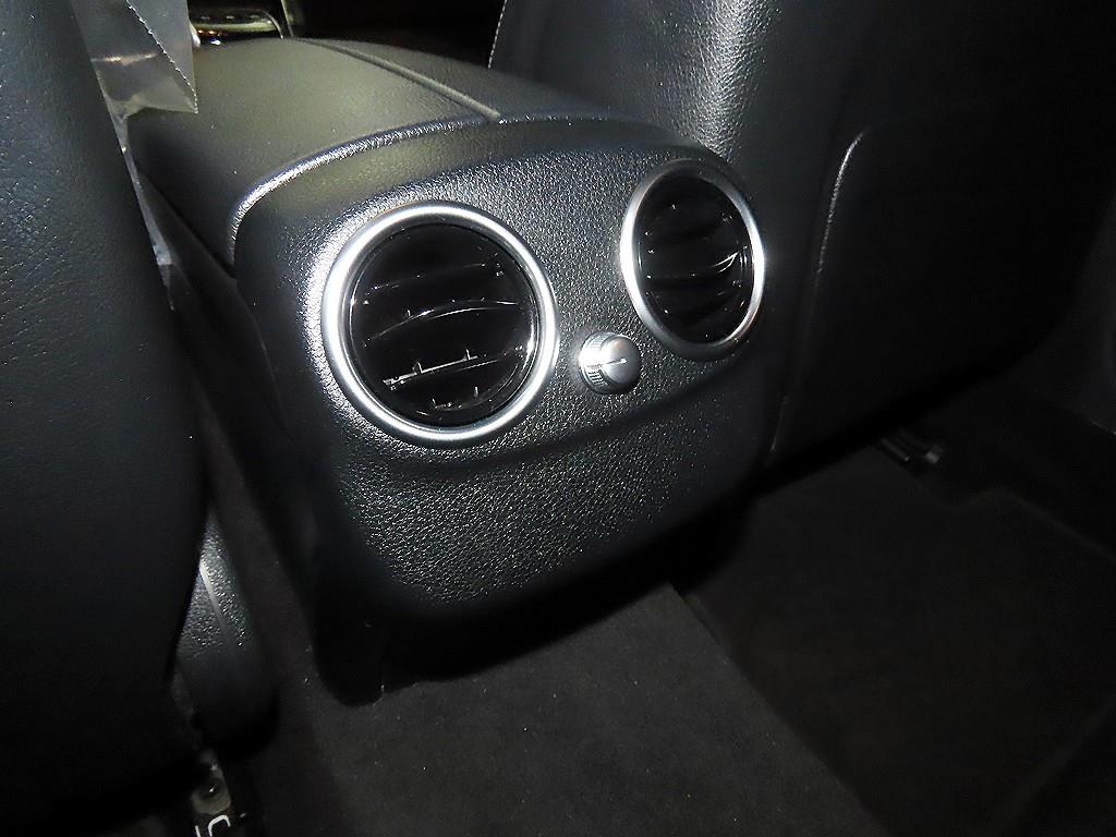 Mercedes Benz C Class 2019 Blanco - Importación desde Corea - HF Imports Iquique - Foto 18