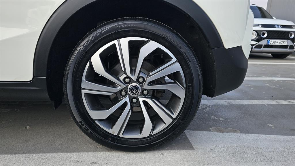 Ssangyong Tivoli 2021 Blanco - Importación desde Corea - HF Imports Iquique - Foto 15