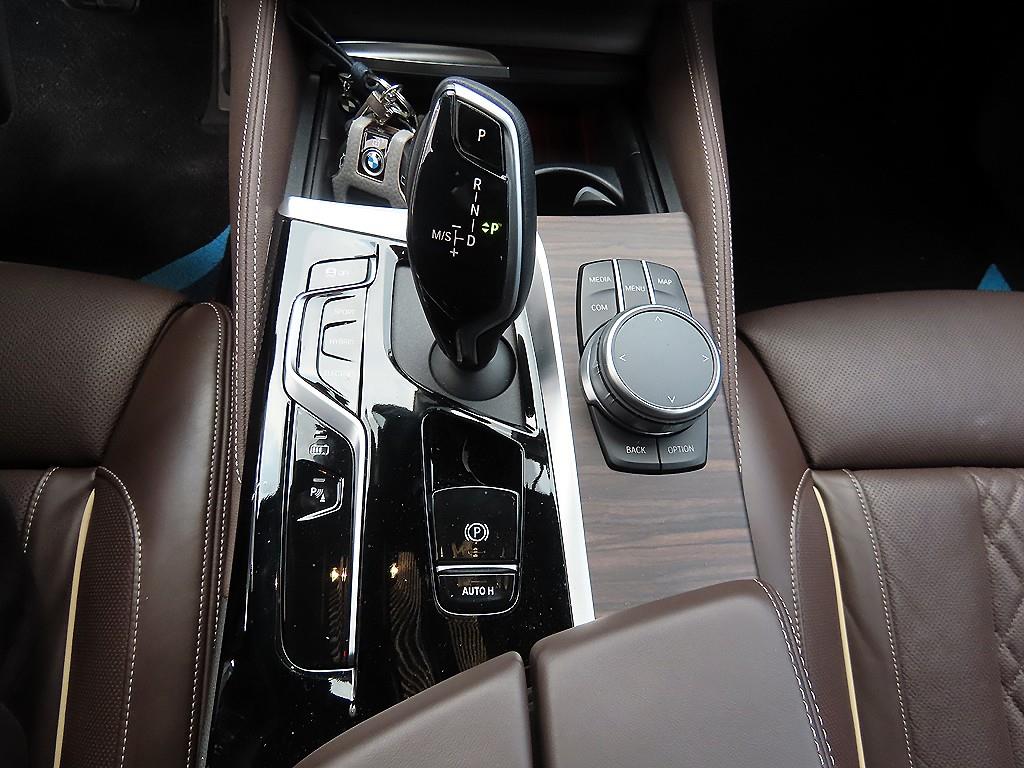 BMW 5 Series - Vista 11