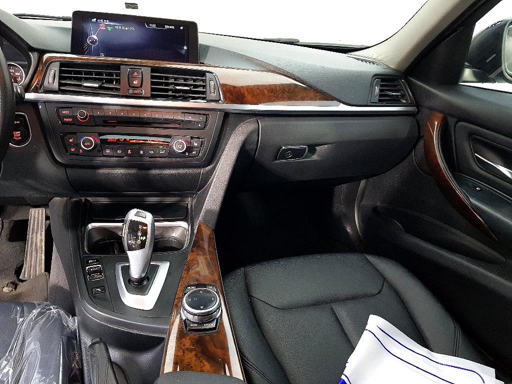 BMW 3 series - Vista 10