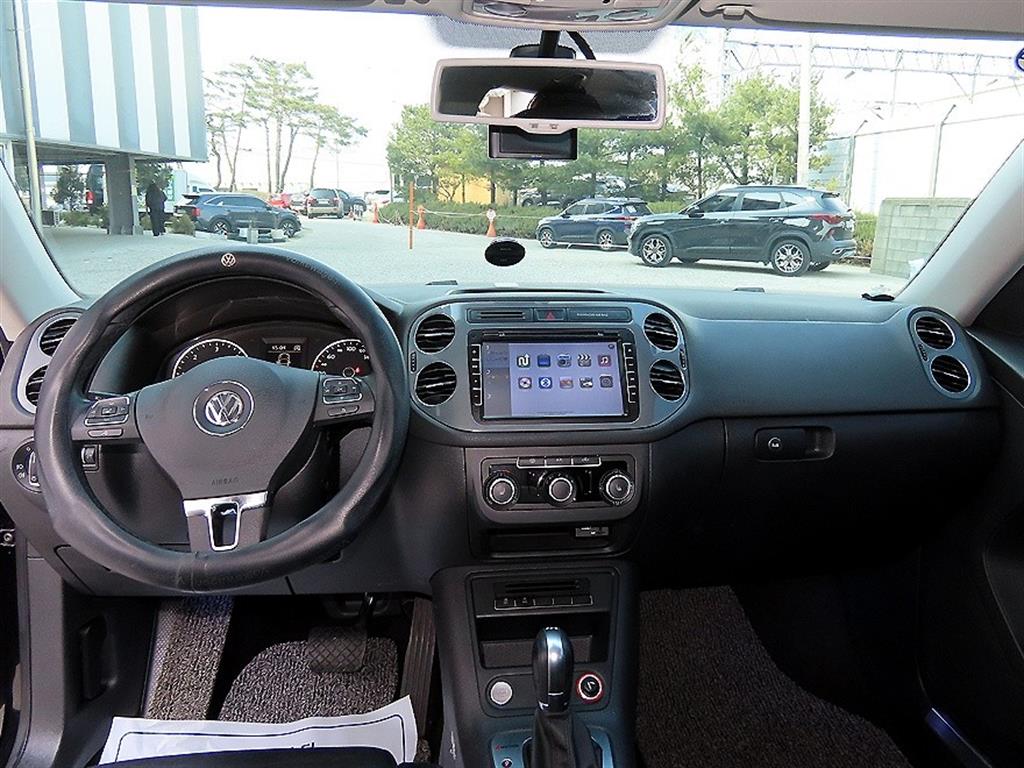 Volkswagen Tiguan - Vista 7