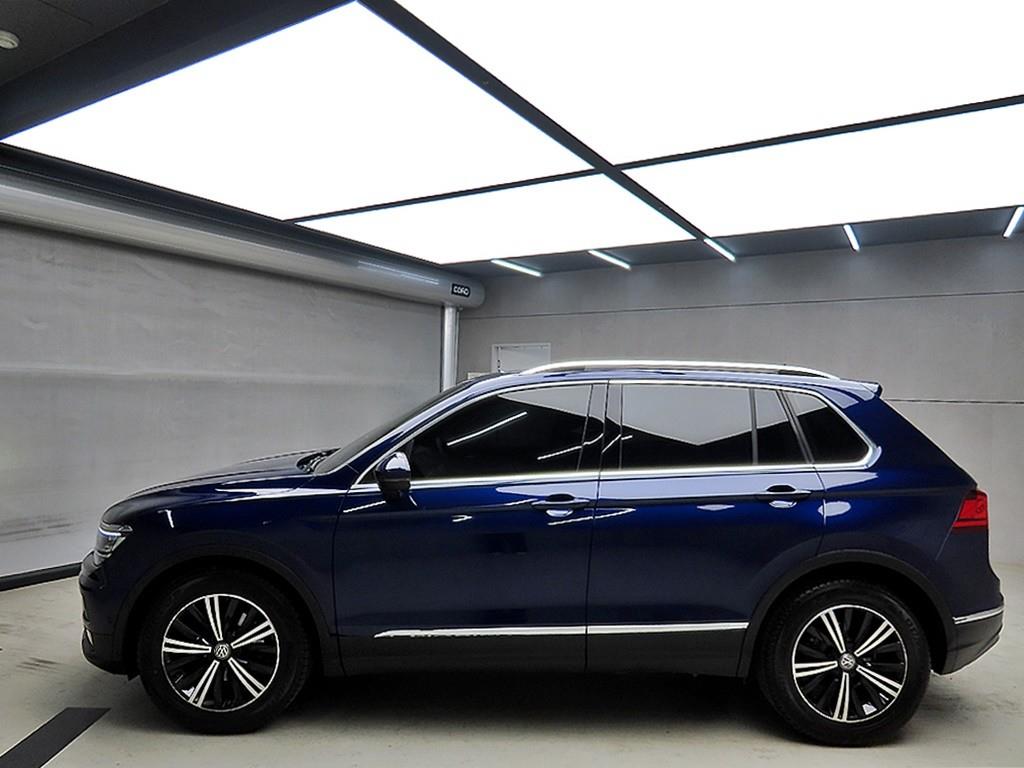 Volkswagen Tiguan - Vista 4