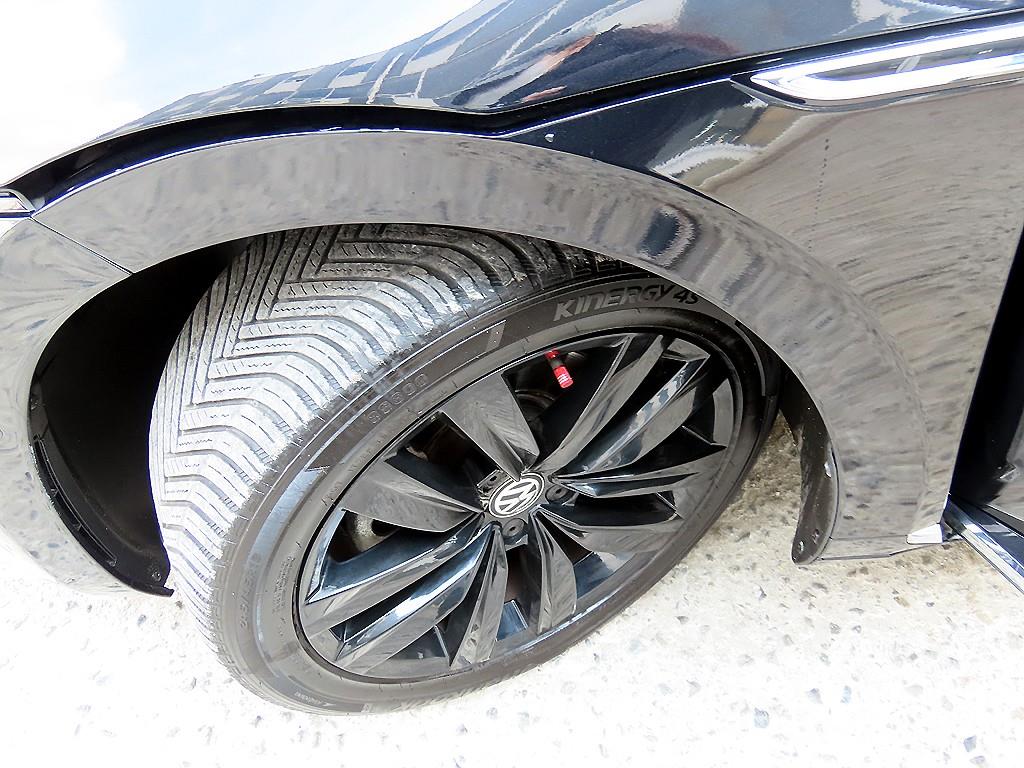 Volkswagen Arteon 2018 Negro - Importación desde Corea - HF Imports Iquique - Foto 20