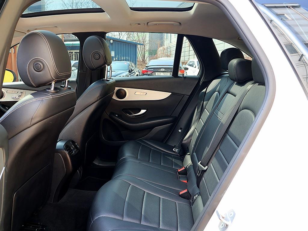 Mercedes Benz GLC Class 2017 Blanco - Importación desde Corea - HF Imports Iquique - Foto 12