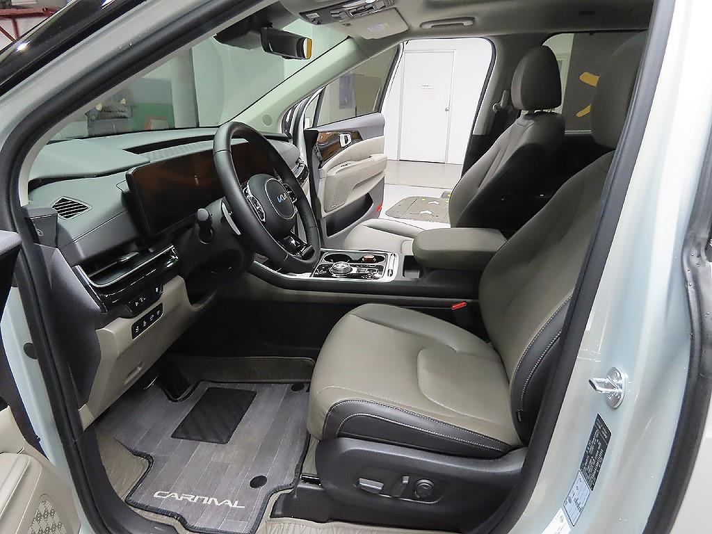 KIA Carnival 2024 Gris - Importación desde Corea - HF Imports Iquique - Foto 10