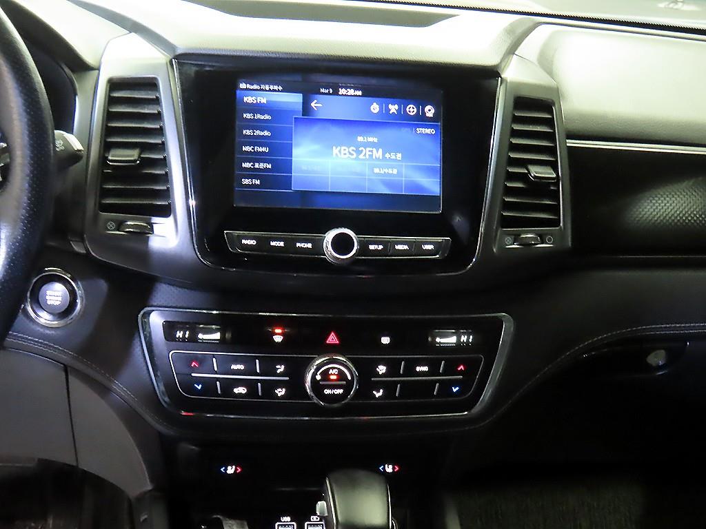 Ssangyong Rexton - Vista 11