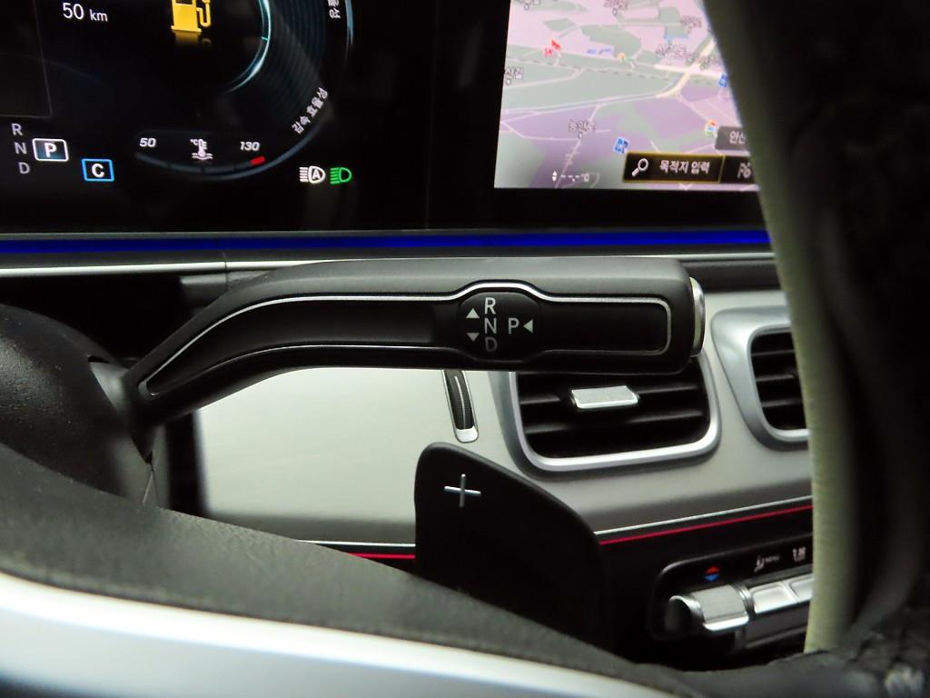 Mercedes Benz GLE Class - Vista 11