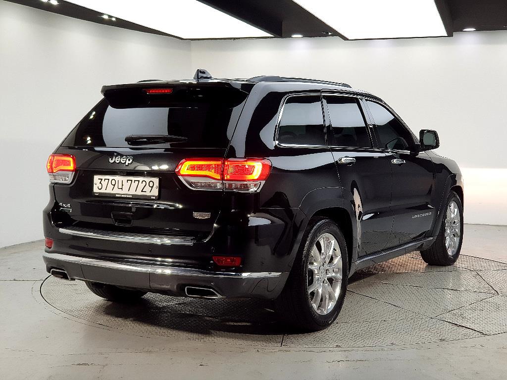 Jeep Cherokee - Vista 4