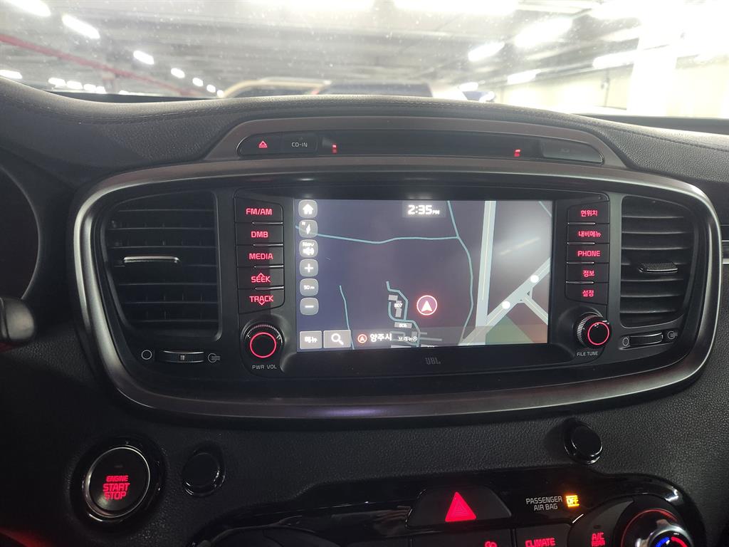 KIA Sorento - Vista 9