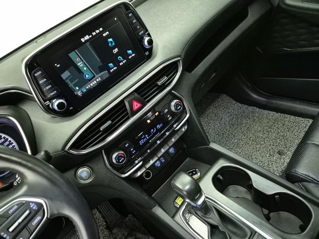 HYUNDAI Santa Fe - Vista 9