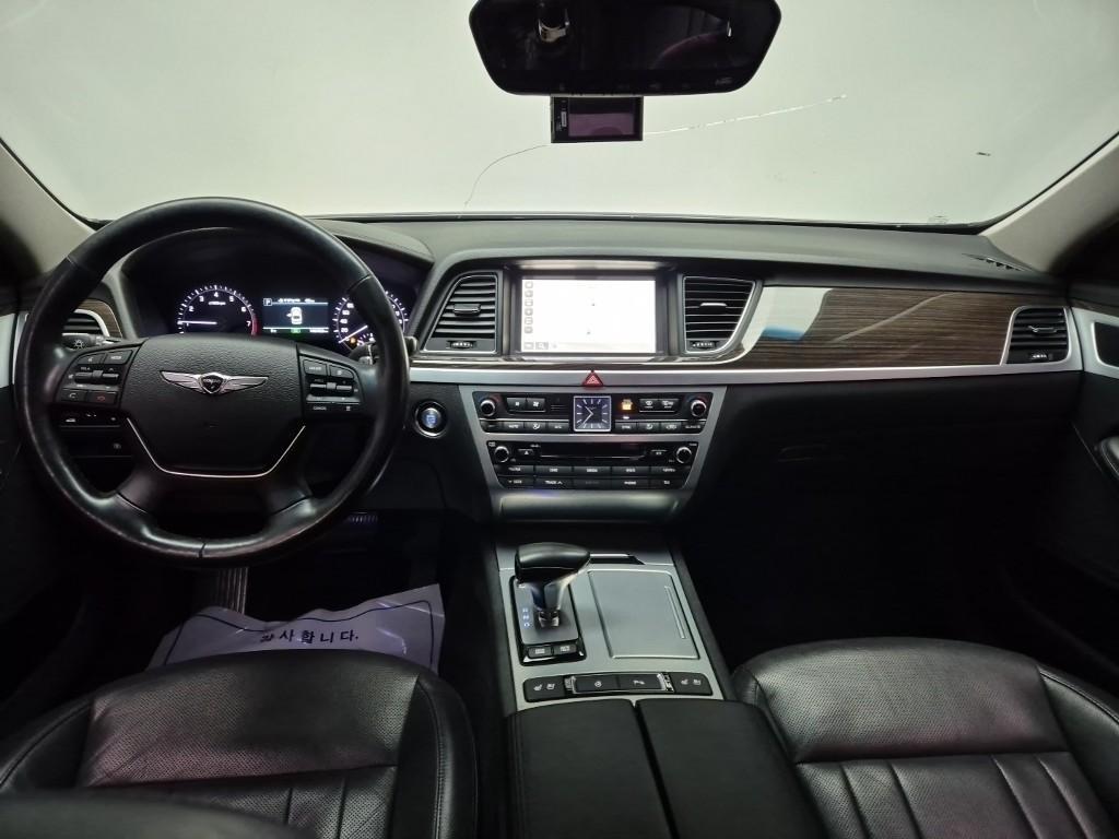 Genesis G80 - Vista 8