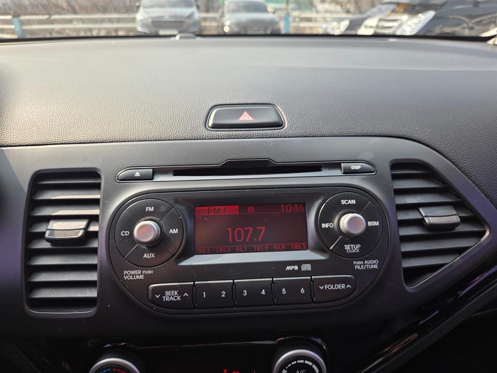 KIA Morning - Vista 9