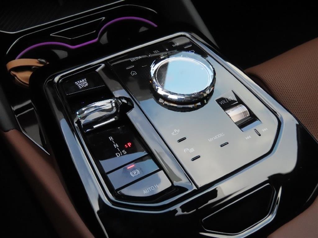 BMW 5 Series - Vista 11