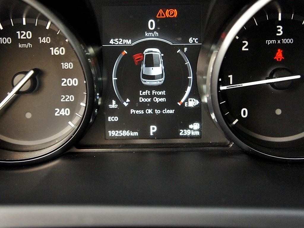 Land Rover Discovery Sports 2017 Negro - Importación desde Corea - HF Imports Iquique - Foto 9