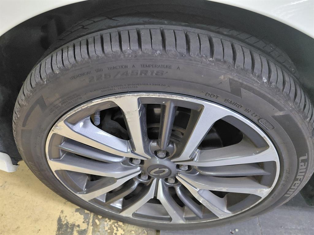 SAMSUNG SM5 - Vista 8