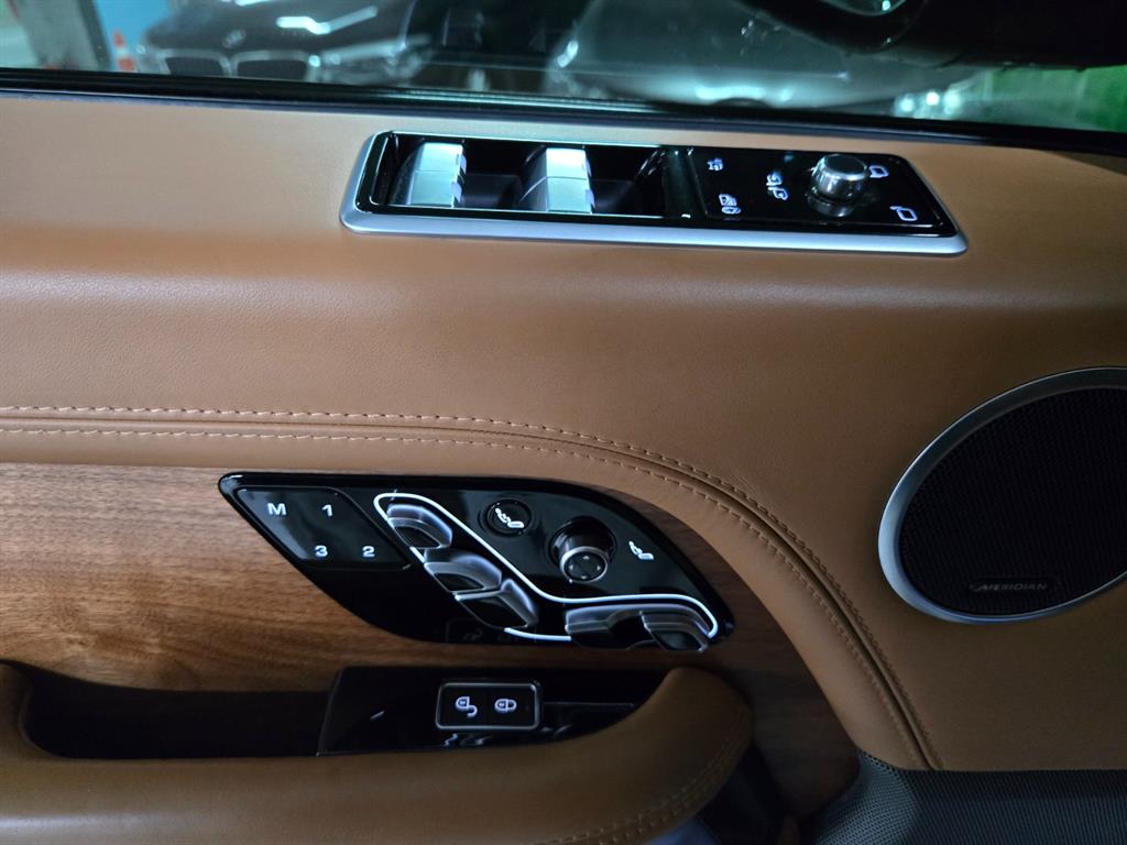 Land Rover Range Rover 2020 Negro - Importación desde Corea - HF Imports Iquique - Foto 16