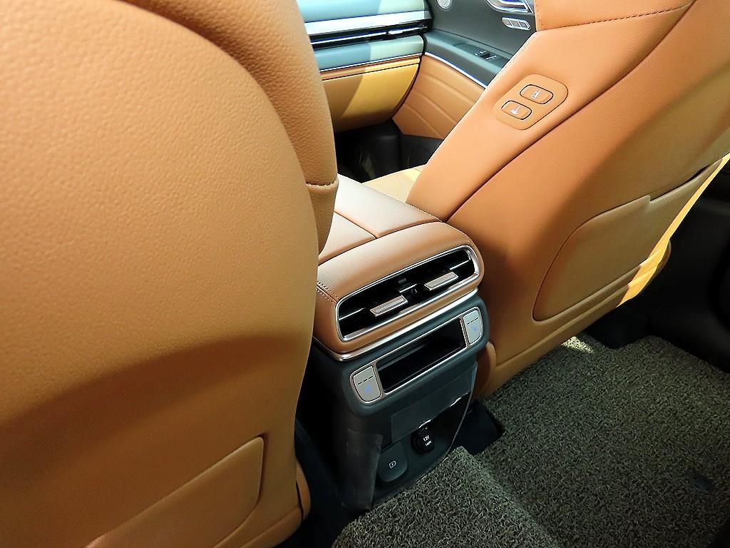 Genesis GV80 2025 Blanco - Importación desde Corea - HF Imports Iquique - Foto 16