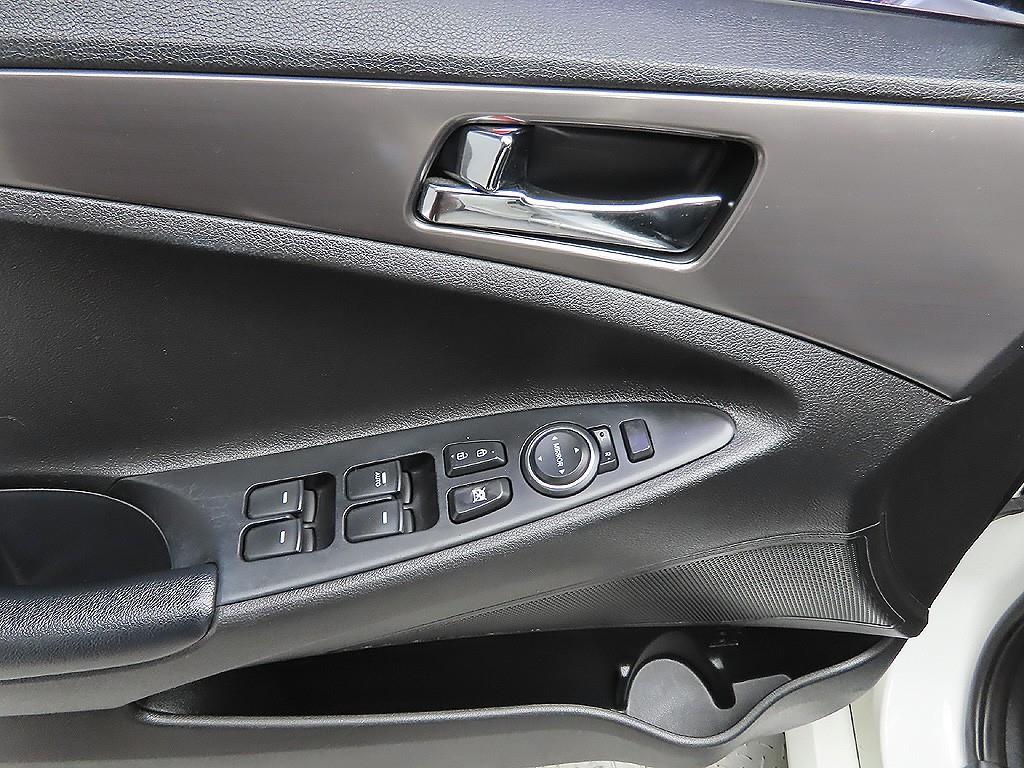 HYUNDAI Sonata 2014 Blanco - Importación desde Corea - HF Imports Iquique - Foto 12