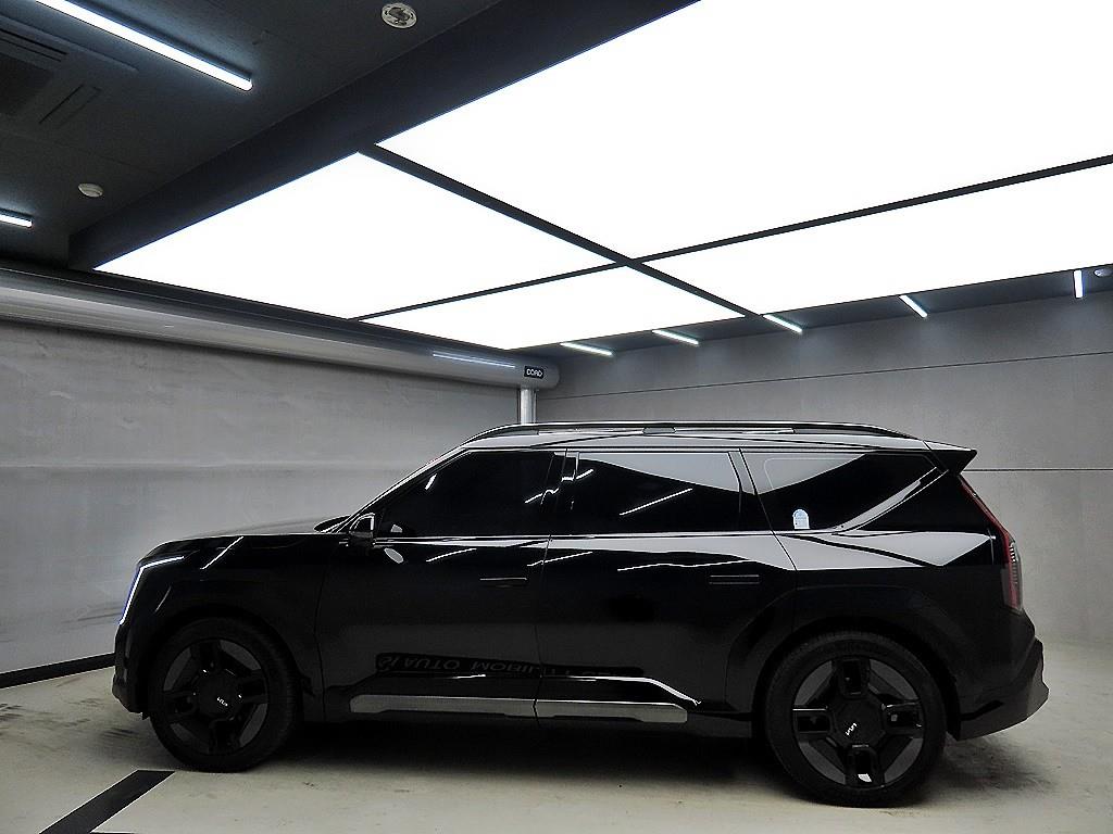 KIA EV9 - Vista 4