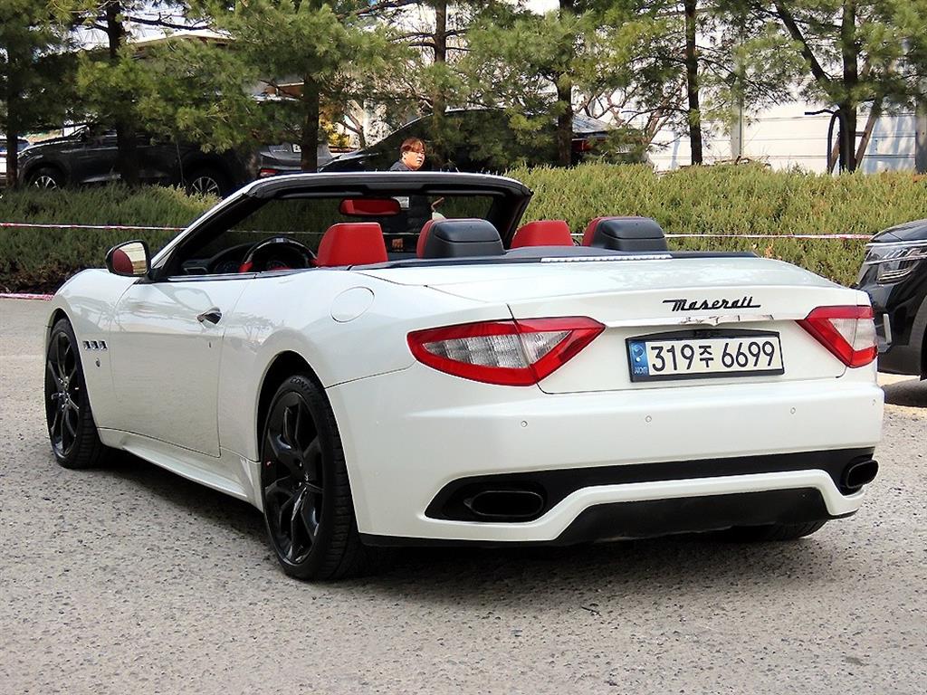 Maserati Gran Cabrio - Vista 7