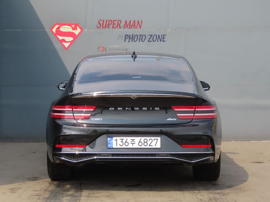 Genesis G80 - Vista 7