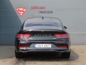 Genesis G80 - Vista 8