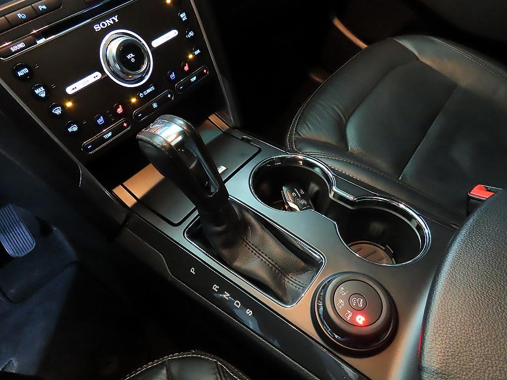 Ford Explorer - Vista 12