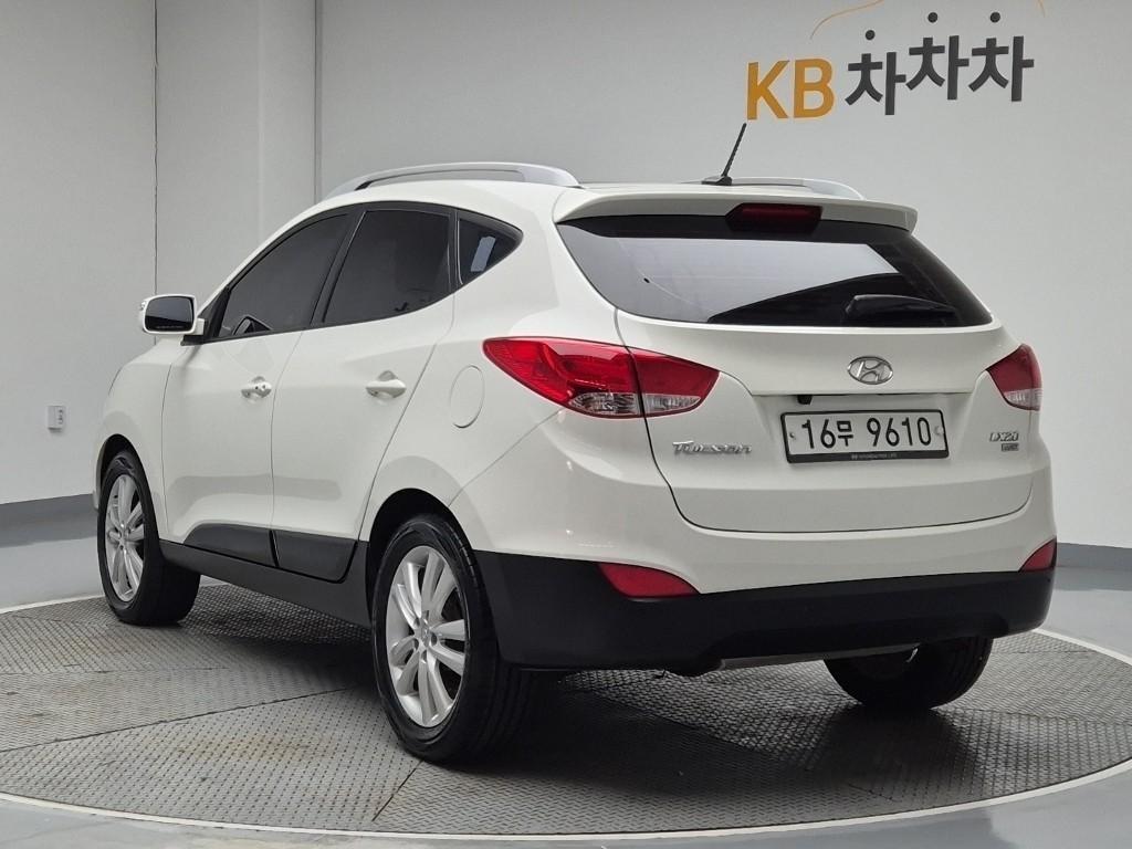 HYUNDAI Tucson - Vista 2