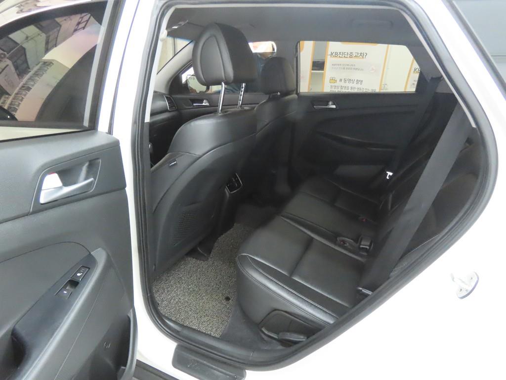 HYUNDAI Tucson - Vista 6