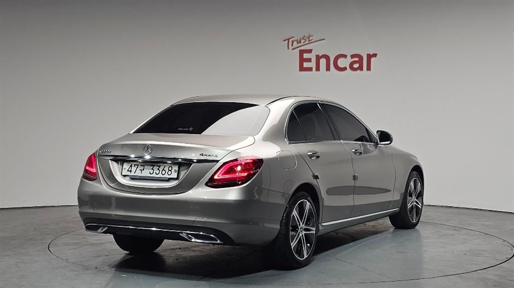 Mercedes Benz C Class - Vista 2