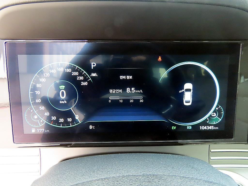 HYUNDAI Grandeur - Vista 9