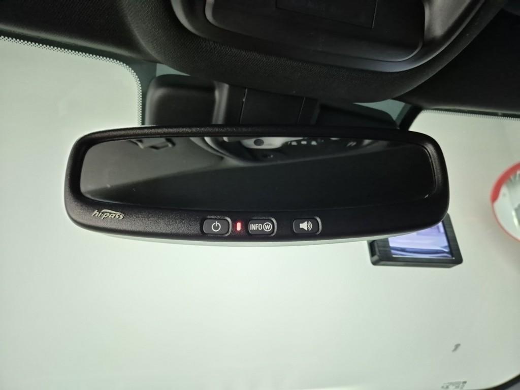 Chevrolet Trail Blazer 2025 Blanco - Importación desde Corea - HF Imports Iquique - Foto 15