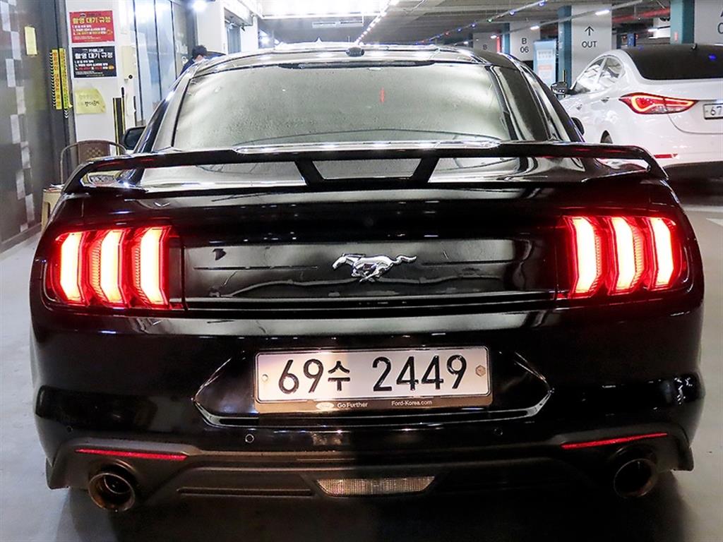 Ford Mustang - Vista 5