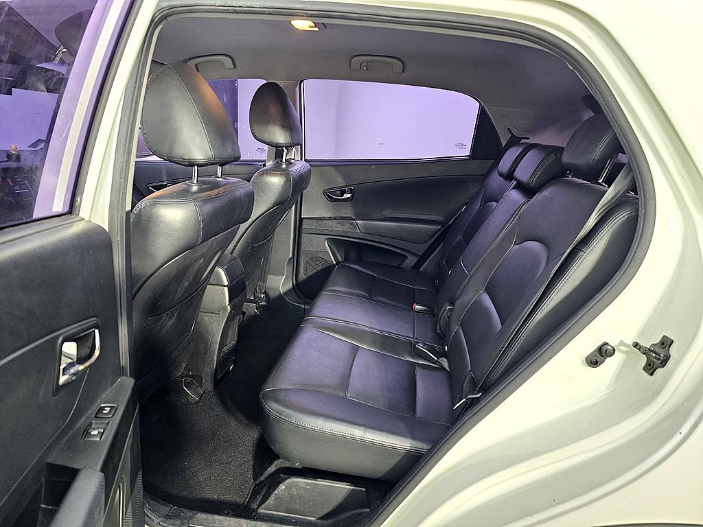 Ssangyong Korando - Vista 9