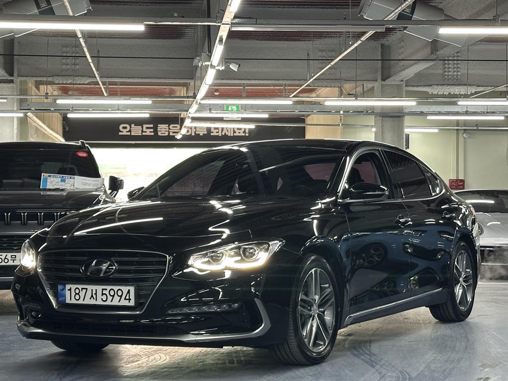 HYUNDAI Grandeur 2018 Negro - Importación desde Corea - HF Imports Iquique - Foto 1