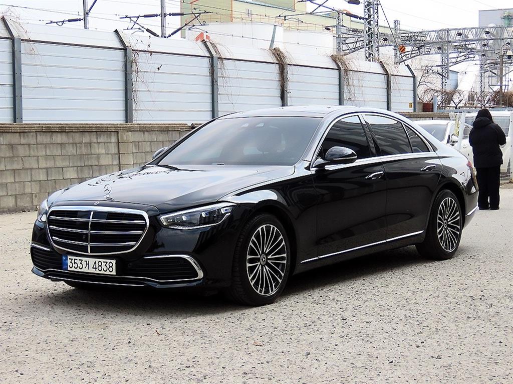 Mercedes Benz S Class - Vista 2