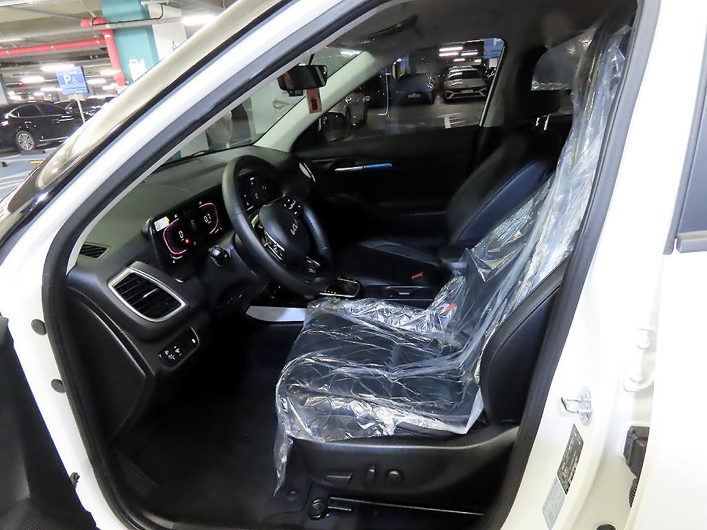 KIA Seltos - Vista 6