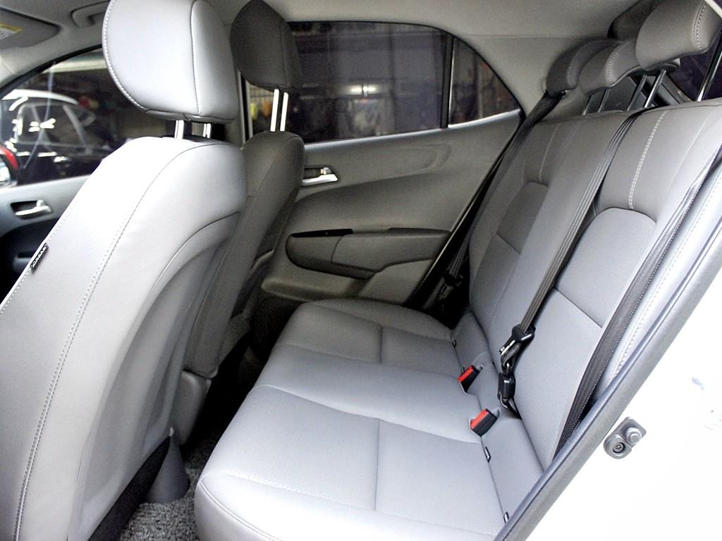 KIA Morning - Vista 11