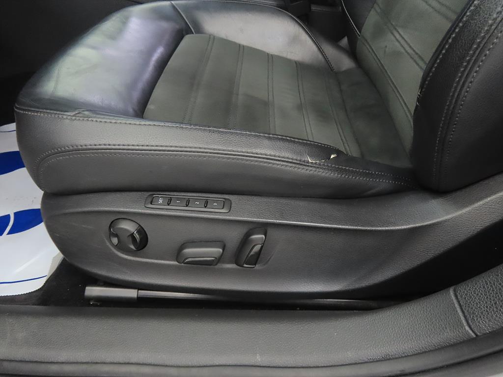 Volkswagen Passat 2014 Gris - Importación desde Corea - HF Imports Iquique - Foto 13