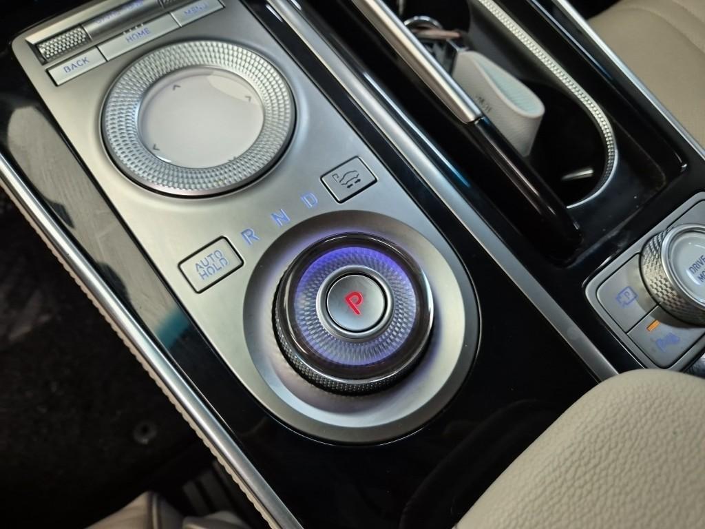 Genesis GV80 - Vista 7