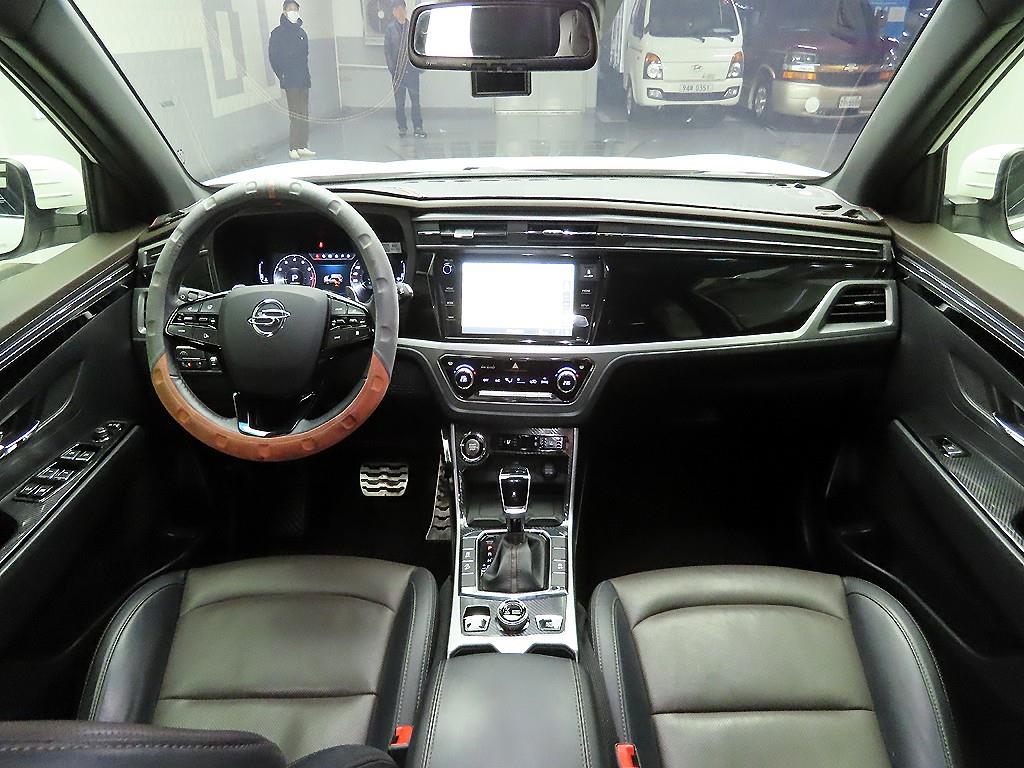 Ssangyong Korando - Vista 8