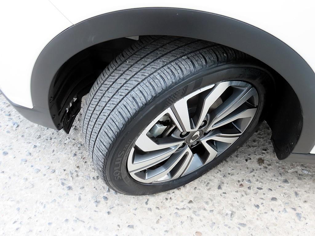 Ssangyong Tivoli 2020 Blanco - Importación desde Corea - HF Imports Iquique - Foto 20