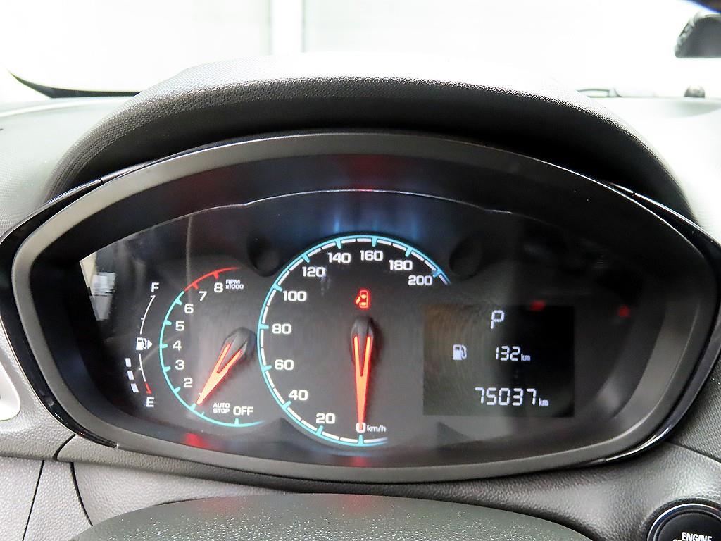 Chevrolet Spark - Vista 8