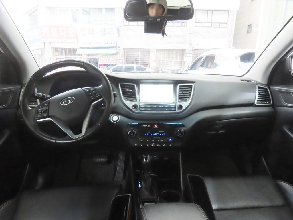 HYUNDAI Tucson - Vista 7