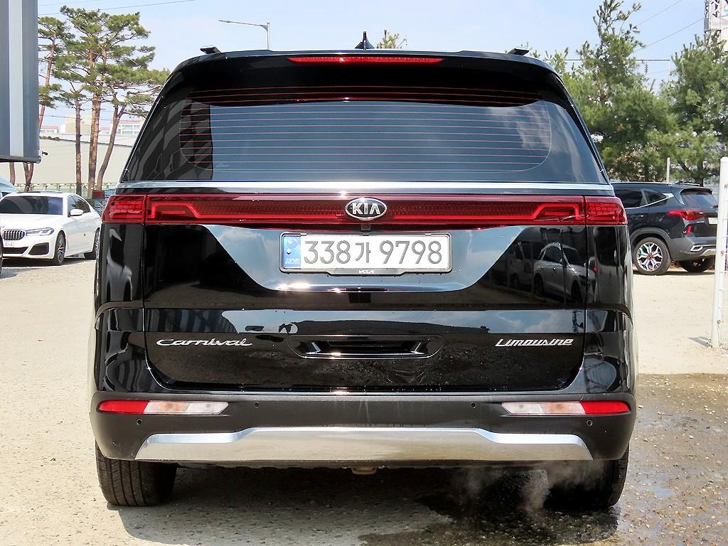 KIA Carnival - Vista 4