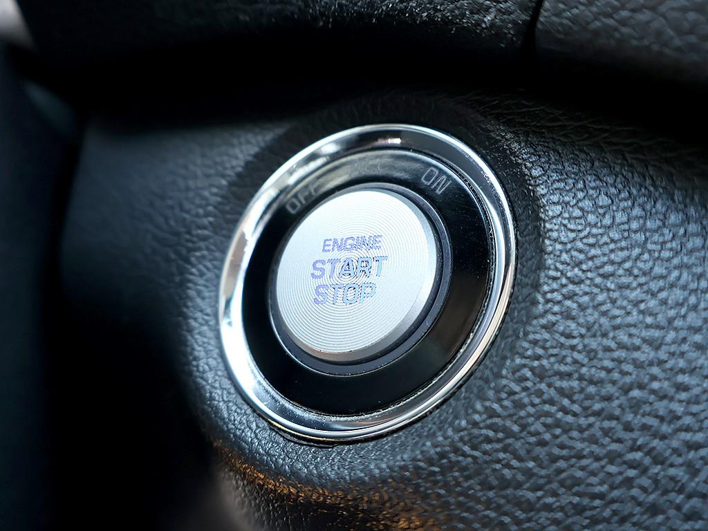 HYUNDAI Tucson 2017 Blanco - Importación desde Corea - HF Imports Iquique - Foto 10