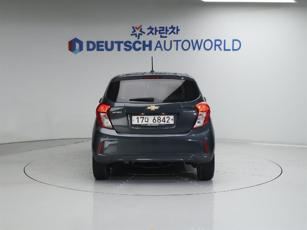 Chevrolet Spark - Vista 4