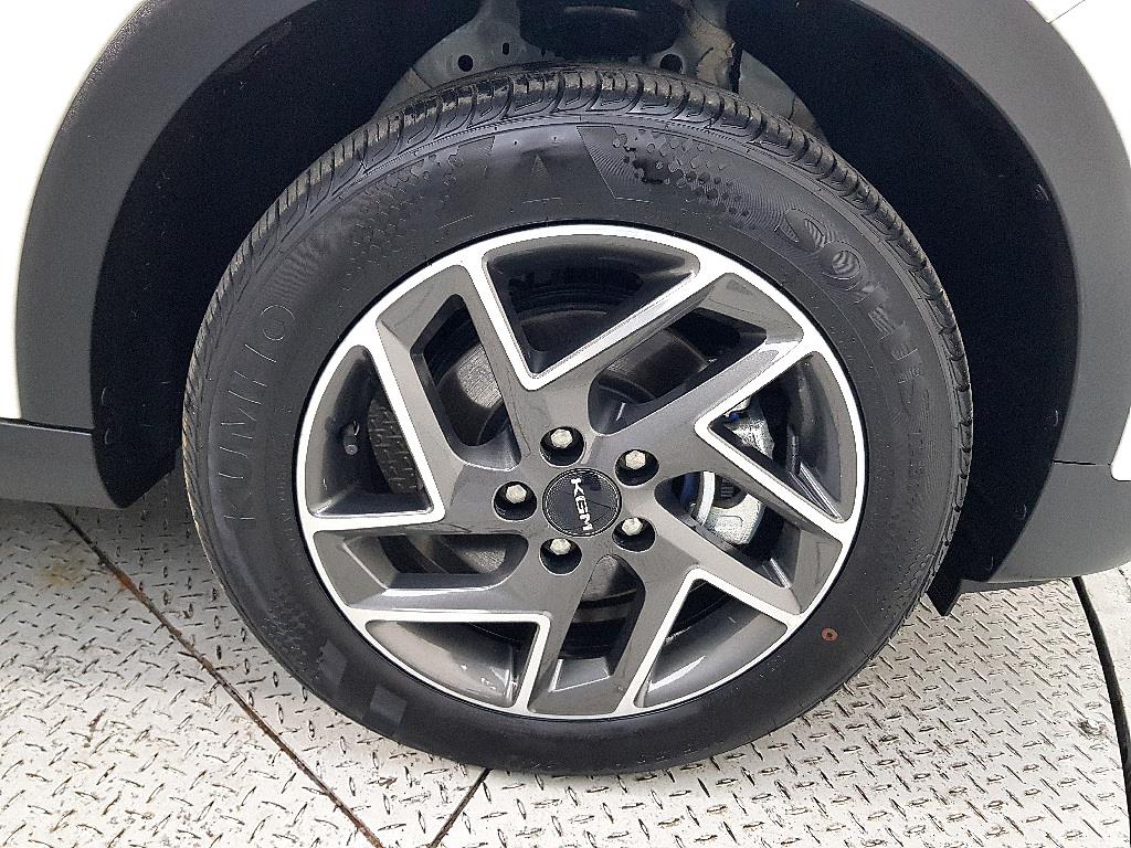 Ssangyong Tivoli 2025 Blanco - Importación desde Corea - HF Imports Iquique - Foto 20