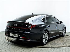 HYUNDAI Sonata - Vista 8