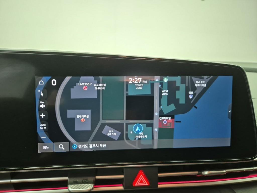 HYUNDAI Avante - Vista 12